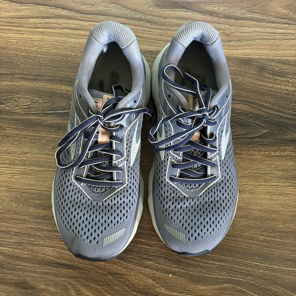Brooks Ghost 12 1203051B086 Medium B Size Women's 6.5 - Picture 3 of 9